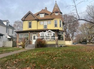 1921 Carroll Ave FLOOR 1, Saint Paul, MN 55104