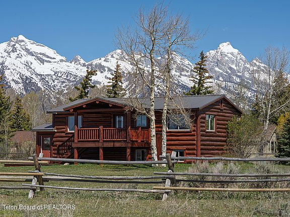 2nd image of 8000 N Spring Gulch Rd