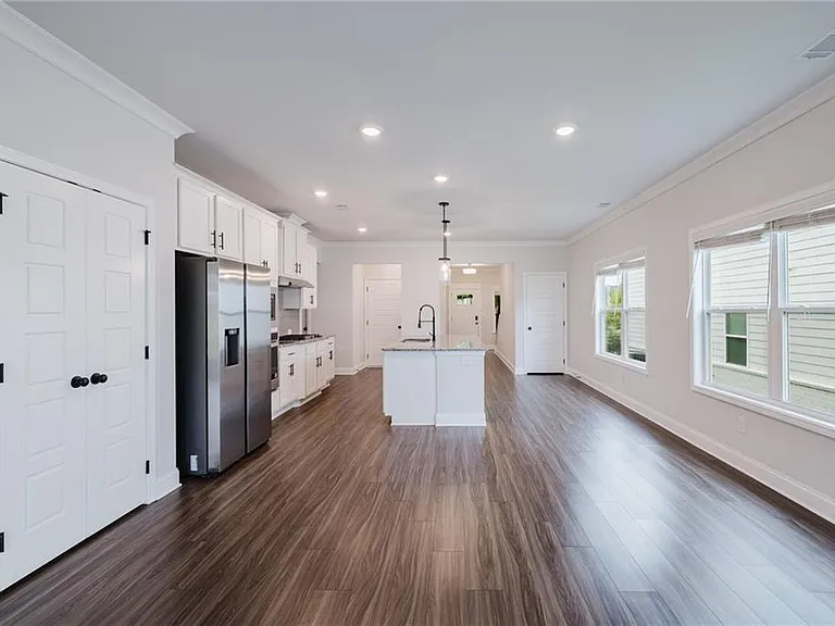 1814 Westfall Lndg — Photo 4