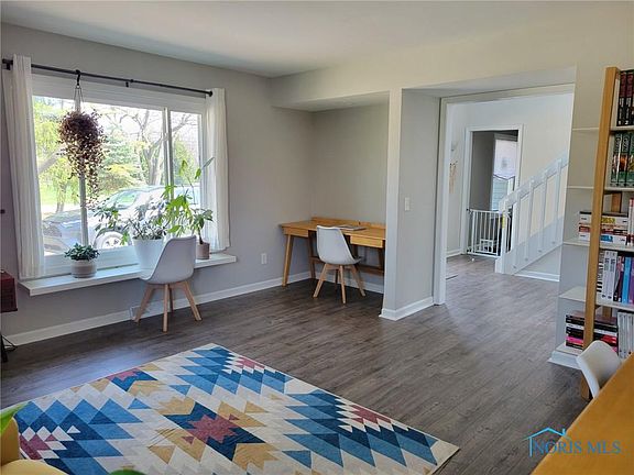 4th image of 605 Kirkshire Dr