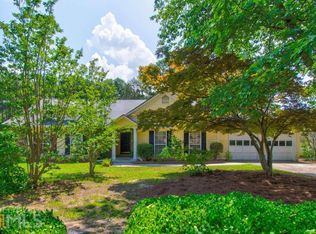 9980 Point View Dr, Jonesboro, GA 30238