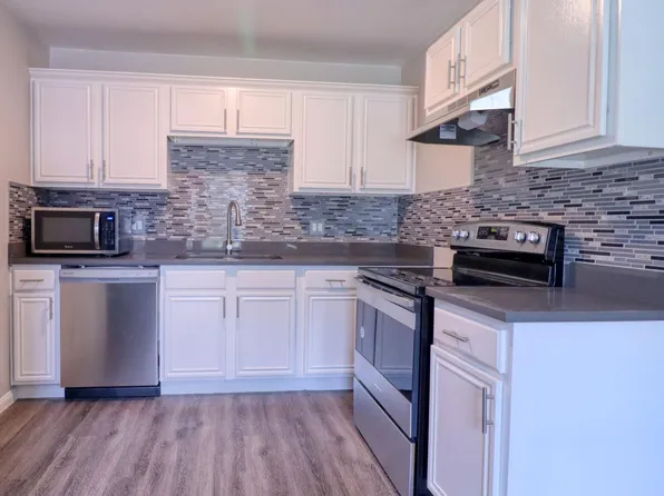 2221 Bowie Dr #5, Corsicana, TX 75110