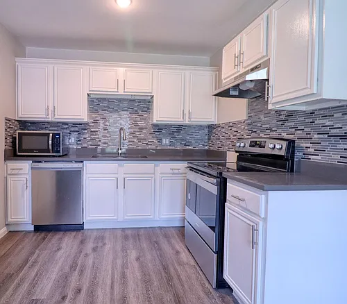 2221 Bowie Dr #11 Photo 1