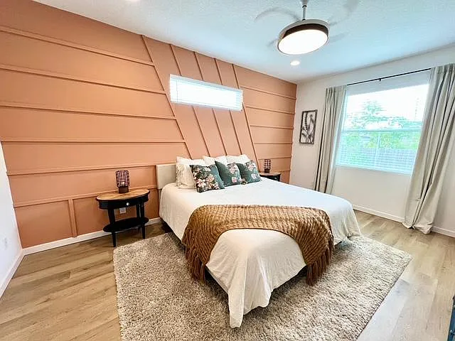 Unit Photo