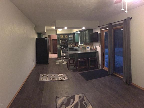 5th image of 23201 South St