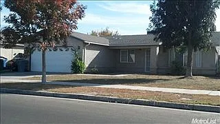 22 El Verano Way photo 1