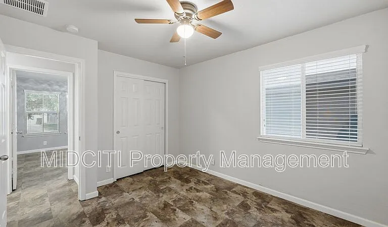 3414 Zachary St — Photo 17