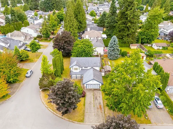 9663 157b St, Surrey, BC V4N 2T3