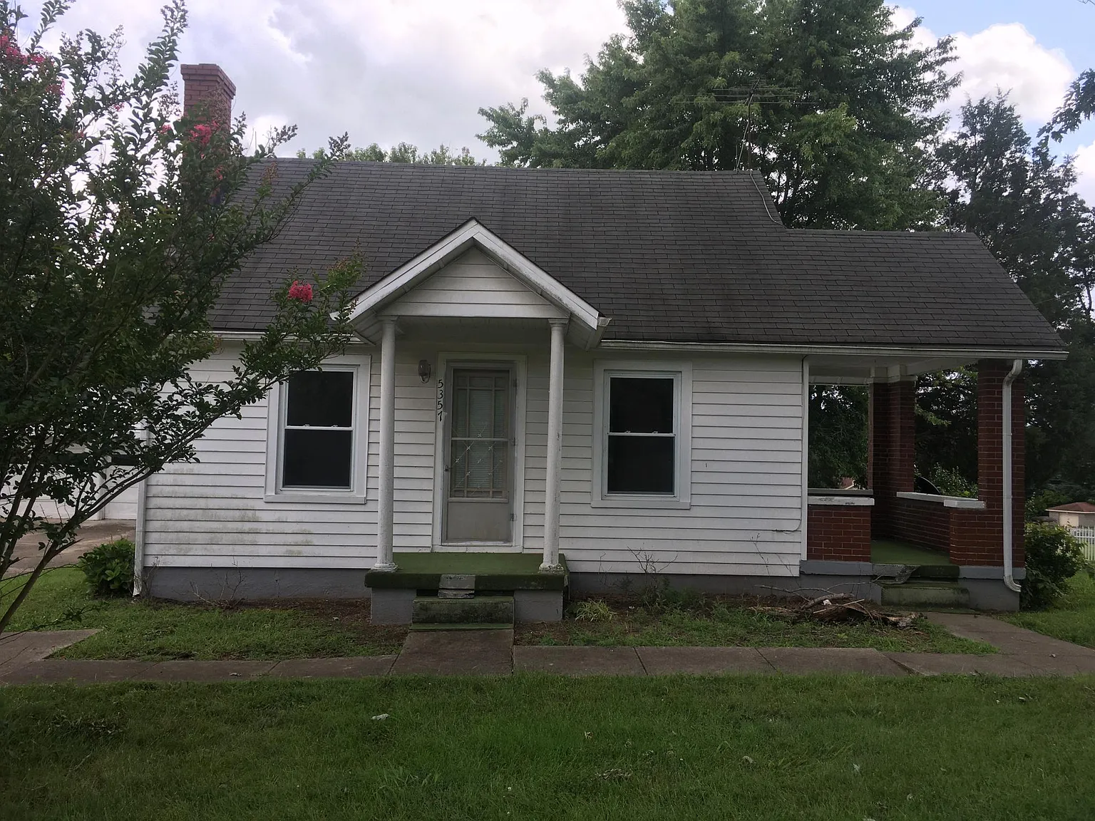 5357 Highway 44 E photo 1