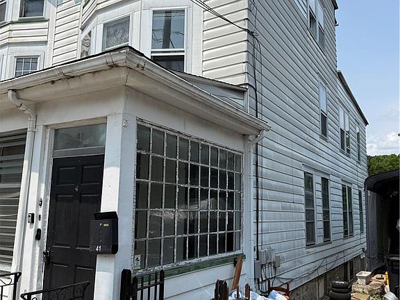 2nd image of 41 W Ridge St