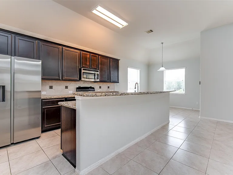 3931 Medici Ct — Photo 21