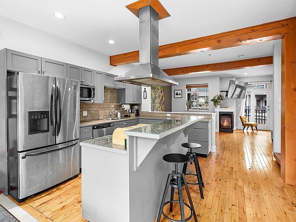 4th image of 39758 Government Rd #19