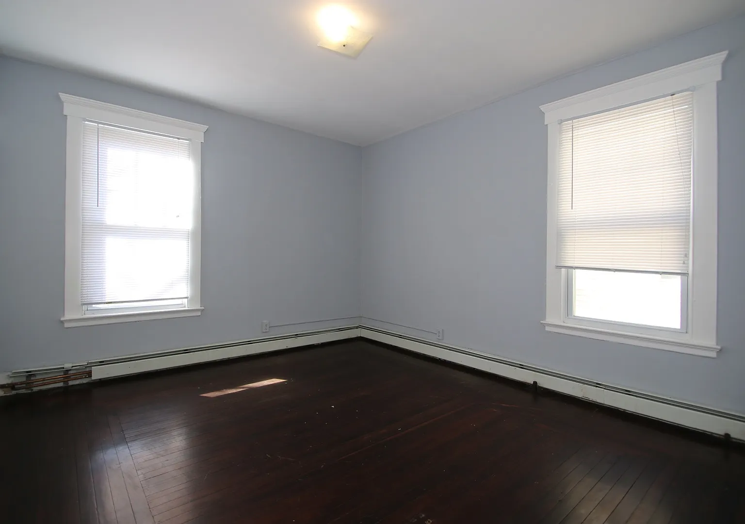 146 Gilbert — Photo 4