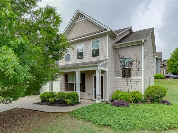 1202 Lincoln Ln, Braselton, GA 30517