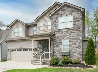 1453 Dream Catcher Dr, Knoxville, TN 37920
