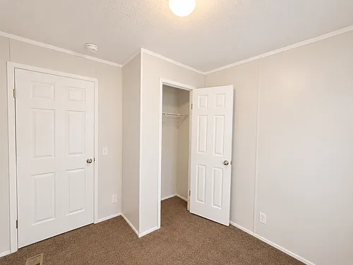 2 E Manor St #2B Photo 1 2 E Manor St #2B Photo 1