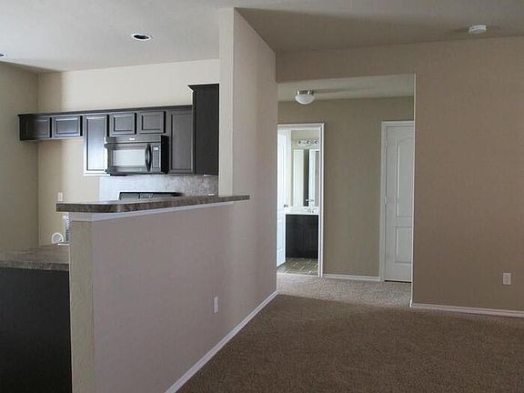 4th image of 8512 SW 48th St
