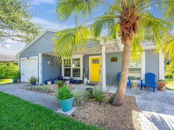 3907 Lake Shore Dr, Palm Harbor, FL 34684