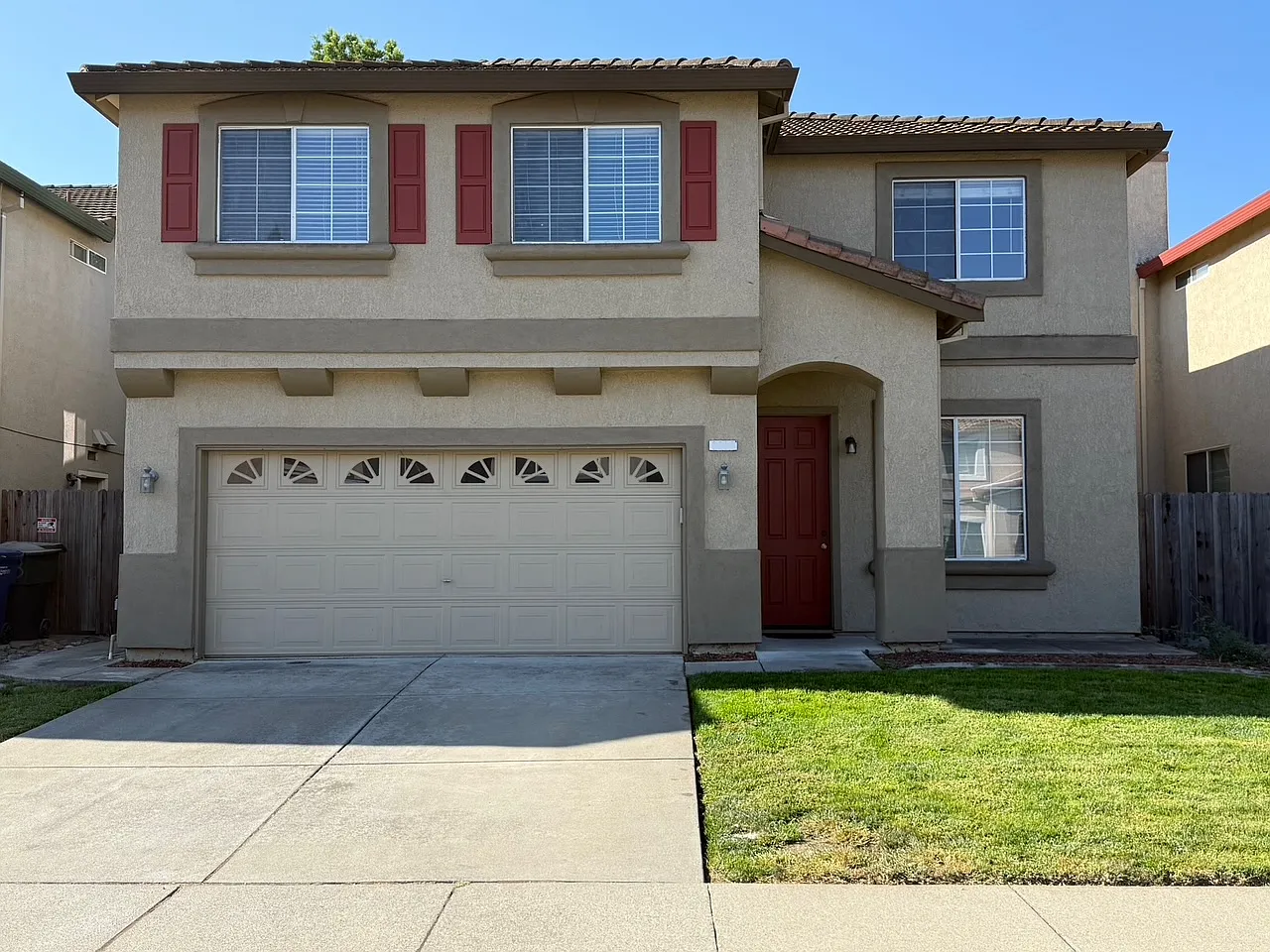 2247 Railway Cir — Photo 2
