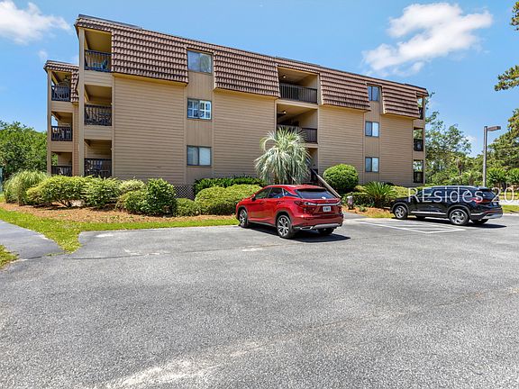 3rd image of 40 Folly Field Road UNIT G1