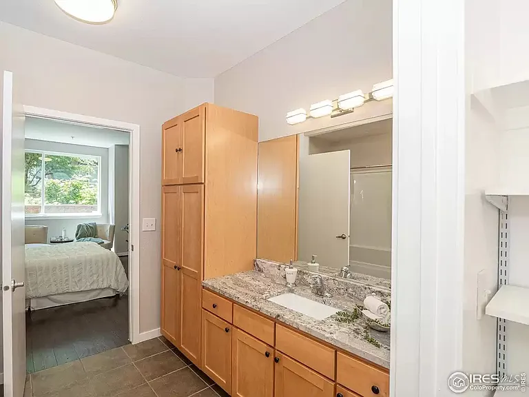 Large Private Master Full Bathroom