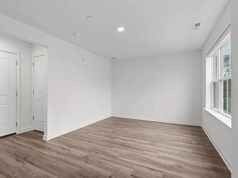 103 Crystal Lake Ave #D — Photo 27