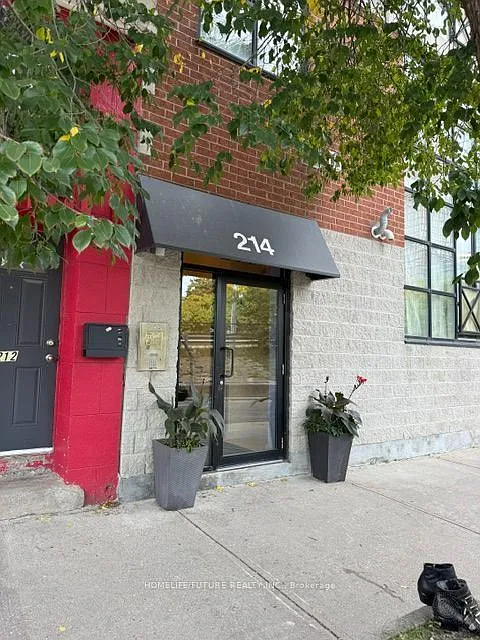 214 Main St #106