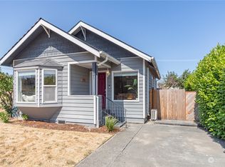 931 W 10th St, Port Angeles, WA 98363