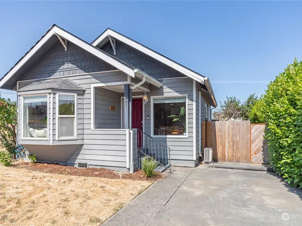 931 W 10th Street, Port Angeles, WA 98362