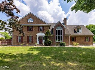 14 Edward Cir, Lewisburg, PA 17837