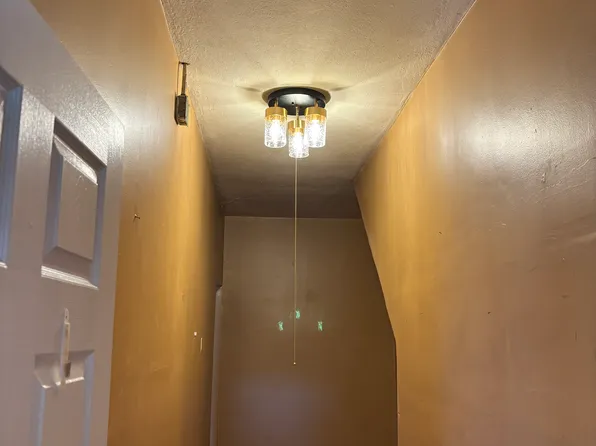 21 Edgewood St APT 1S, Hartford, CT 06112
