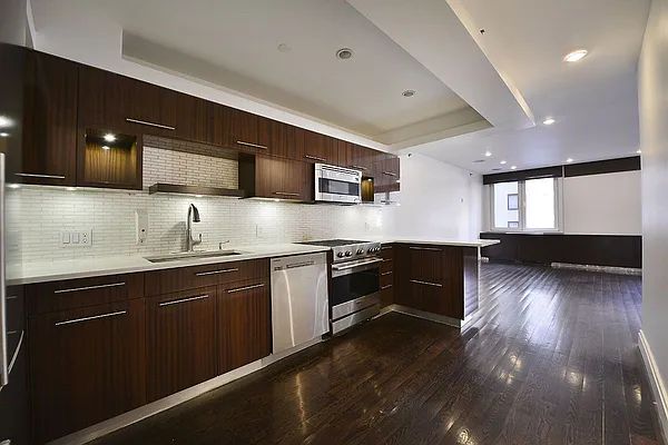 Rented by Starts New York Realty LLC | media 13