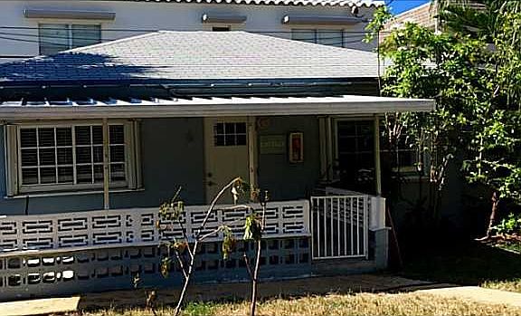 2nd image of 969 Bay Dr #5