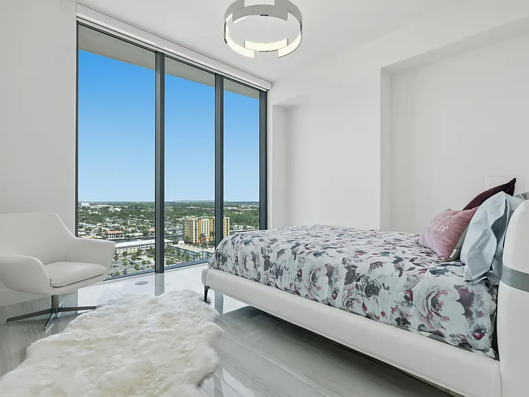 730 N Ocean Blvd #1805 — Photo 37