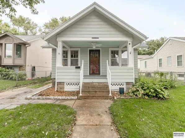 5608 Cedar St, Omaha, NE 68106