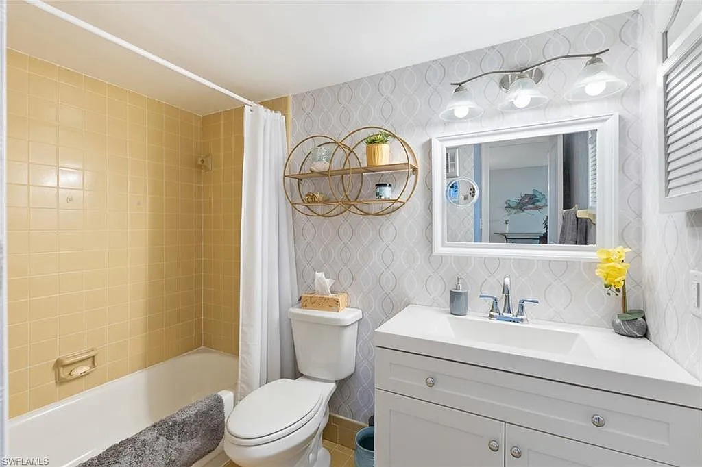 2 bed, 2.0 bath, 1100 sqft, $1,800 — Photo 4