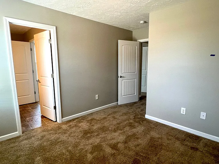 5305 Tony Lama Ln — Photo 21