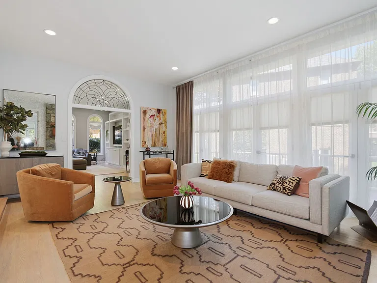 7005 Endicott Ct — Photo 18