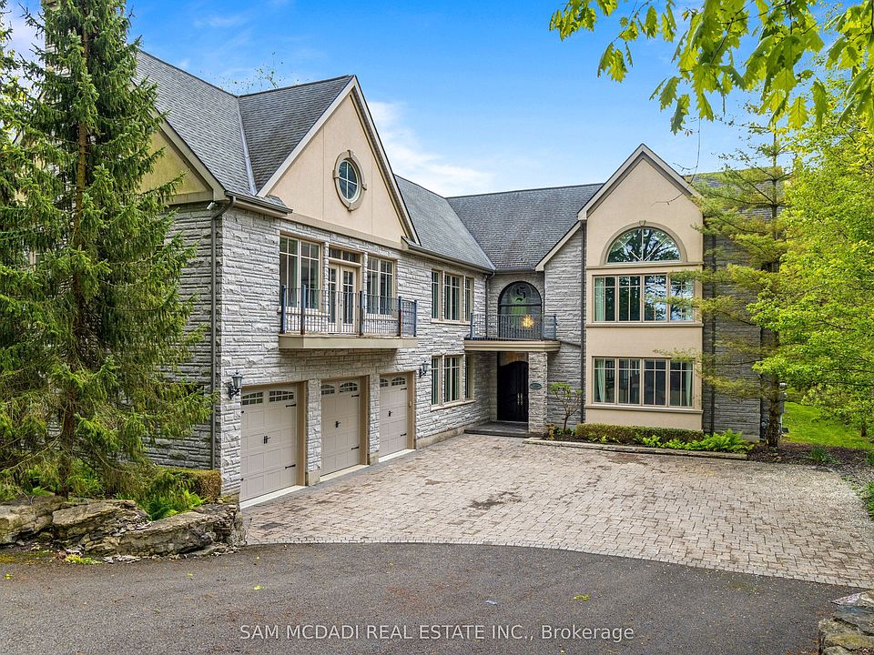 1st image of 839 Lakeshore Rd E