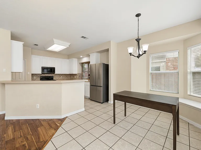 5909 Vineyard Ln — Photo 9