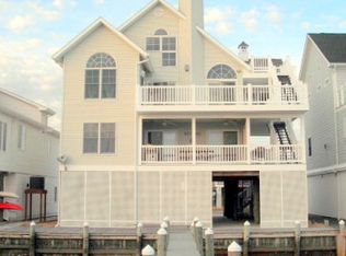 37530 Bayside Dr, Greenbackville, VA 23356