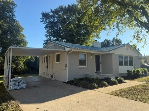 115 Magnolia St, Surgoinsville, TN 37873