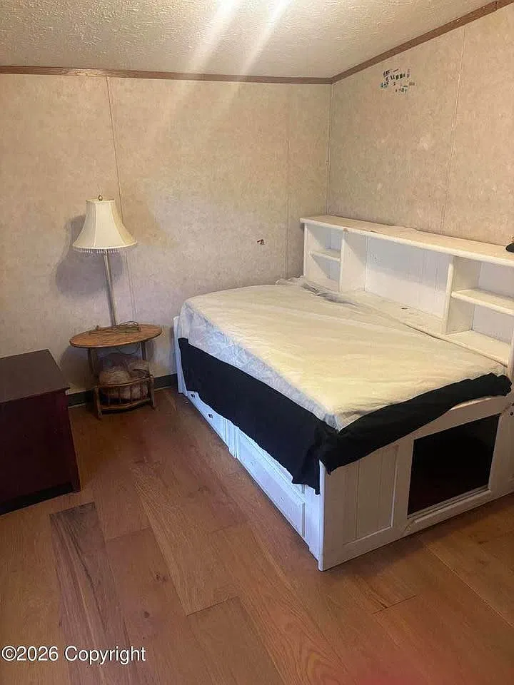 3 bed, 1800 sqft, $1,750 — Photo 1
