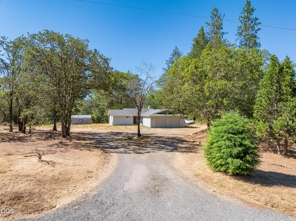 539 Roan Dr, Grants Pass, OR 97526