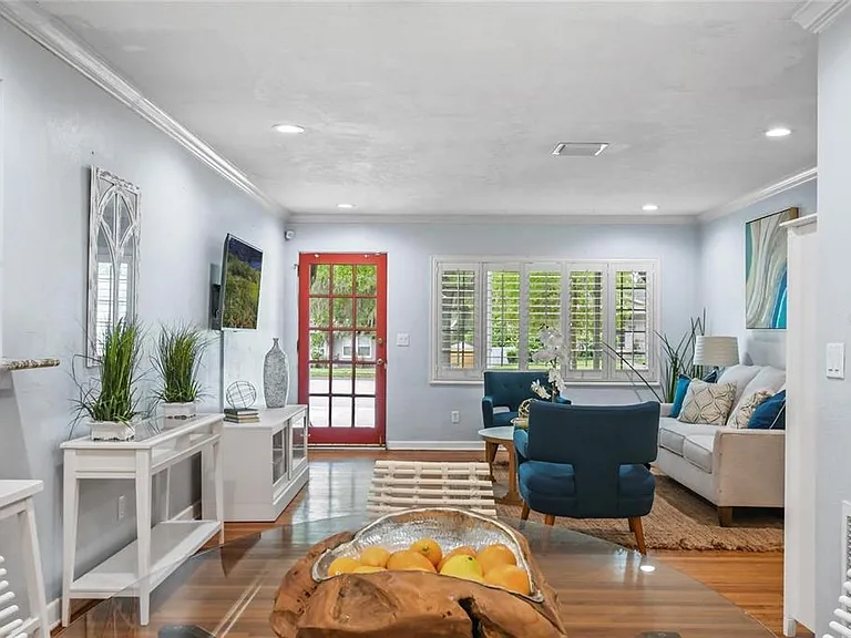 1627 Orange Ave — Photo 24