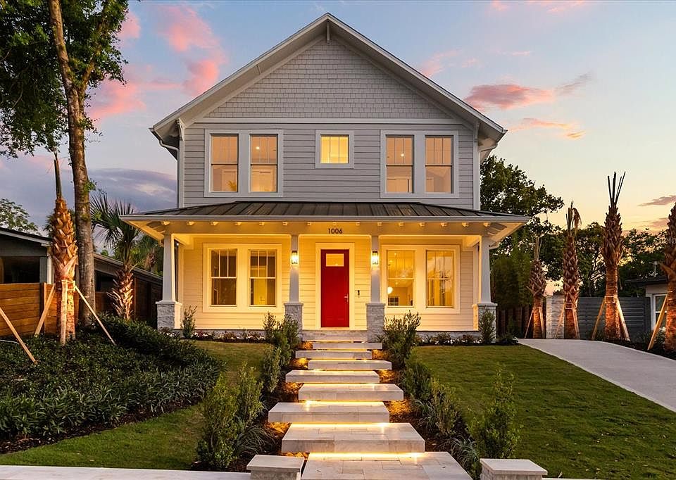 1st image of 1006 E HARWOOD STREET