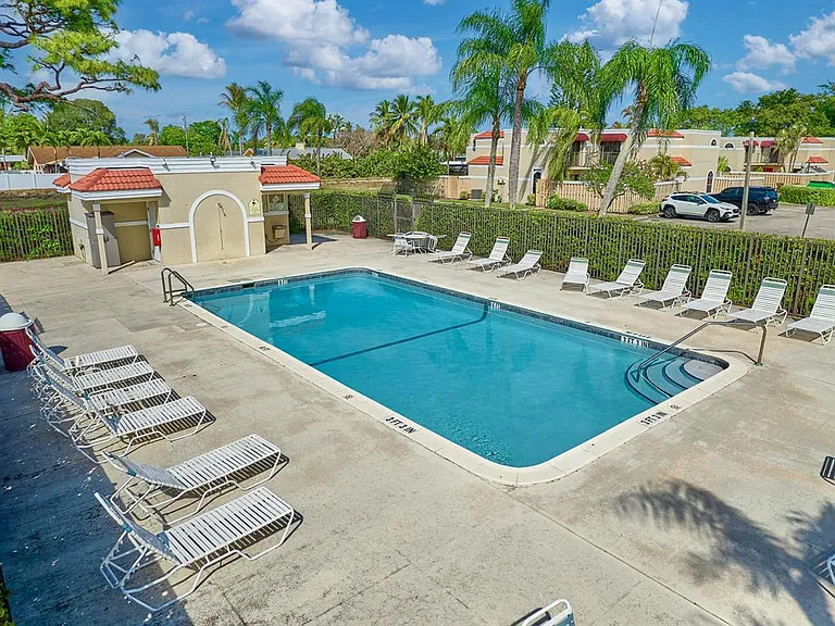 3725 Village Dr #D — Photo 12