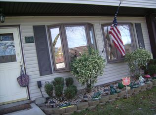 56 Raily Ct, Staten Island, NY 10312