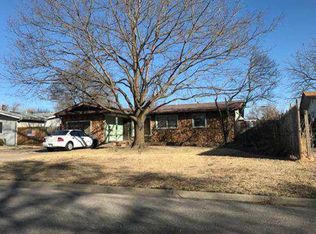 2010 E 53rd St S, Wichita, KS 67216