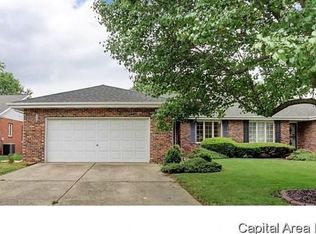 3015 Turning Mill Dr, Springfield, IL 62704